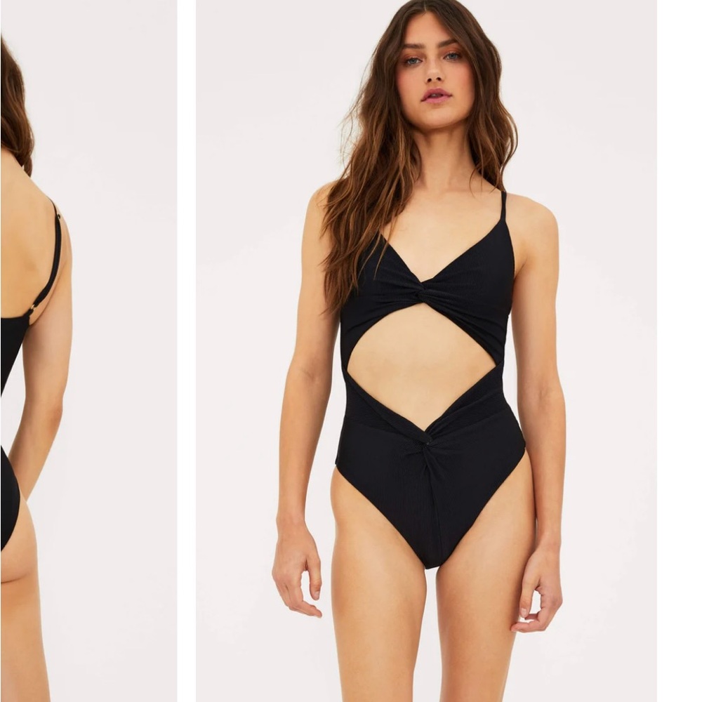 Beach Riot Alvia